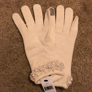 New with tags Portolano pearl gloves